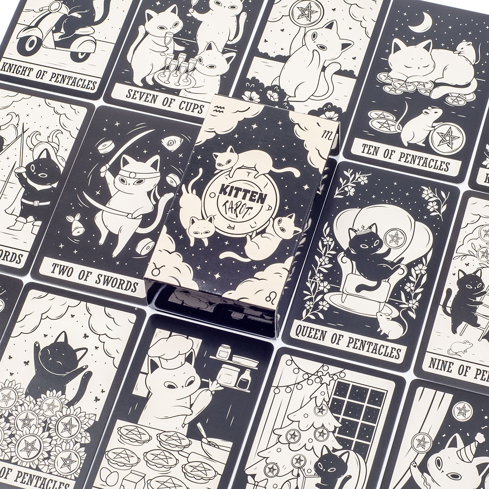نسخة التاروت الهريرة بالأبيض و - مراجعة Board Game Horror وسعره