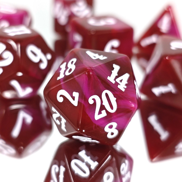 مجموعة من 7 قطع من النرد متعدد - مراجعة Board Game Font وسعره
