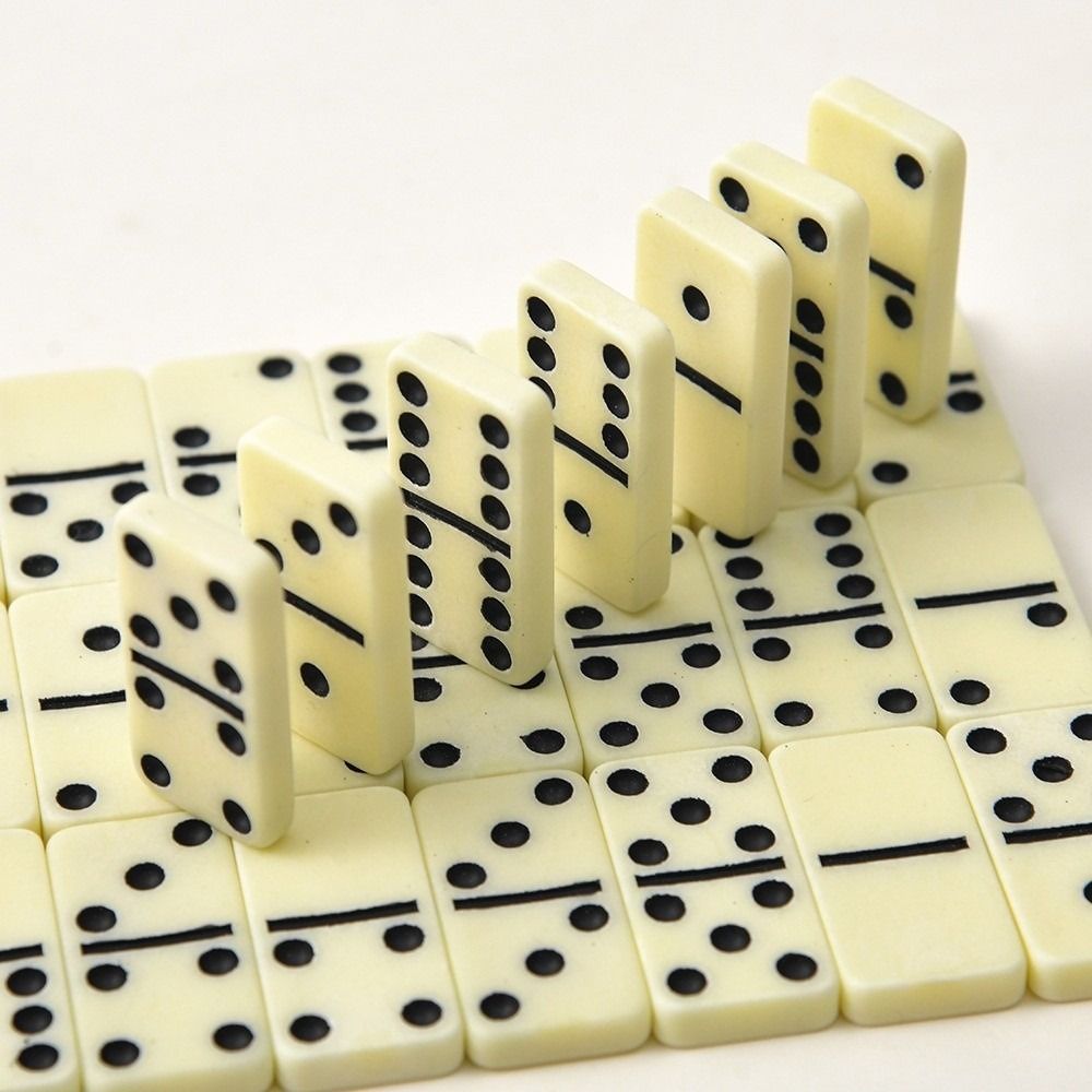 مجموعة دومينو مزدوجة من 28 قطع - مراجعة Board Game For 2 People وسعره