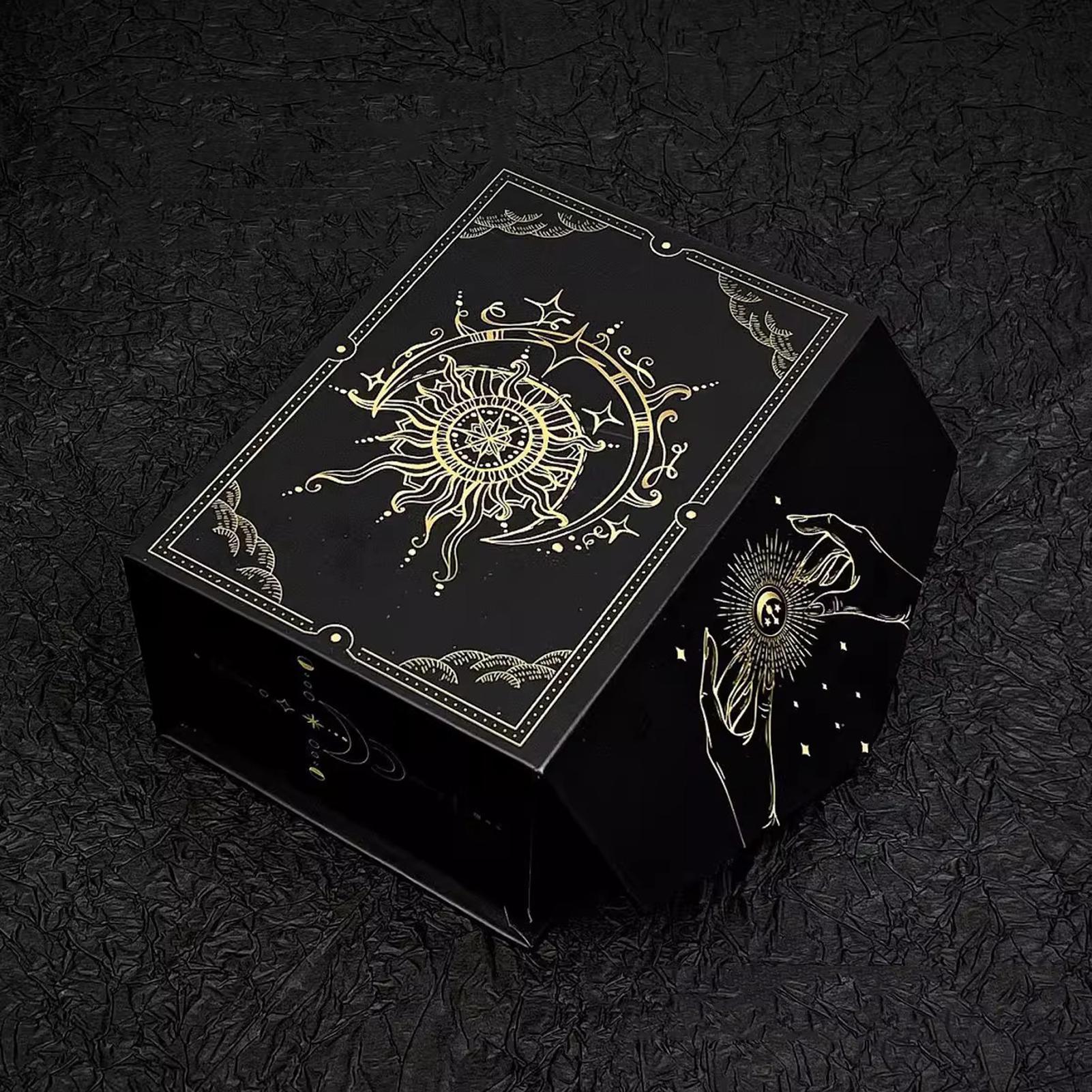 صندوق بطاقات التاروت بغطاء مغن - مراجعة Board Game Horror وسعره