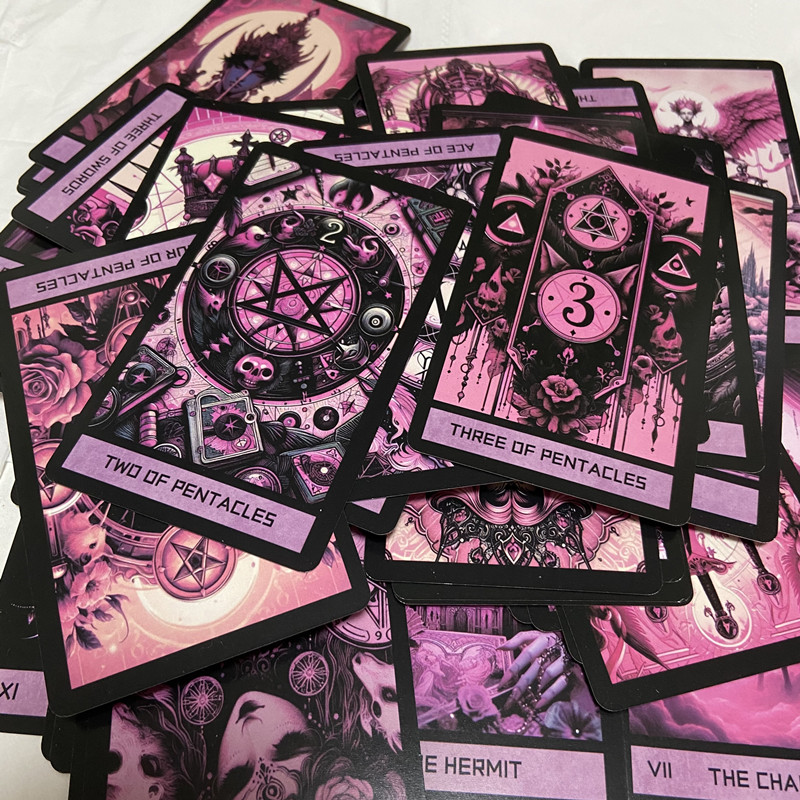 مجموعة بطاقات التاروت القوطية  - مراجعة Board Game Horror وسعره